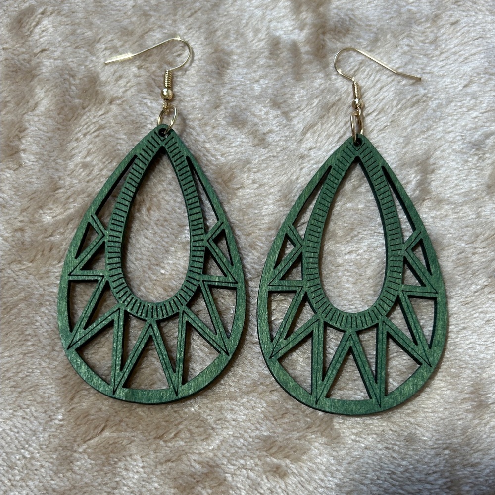 Green Wooden Geometric Teardrop Earrings